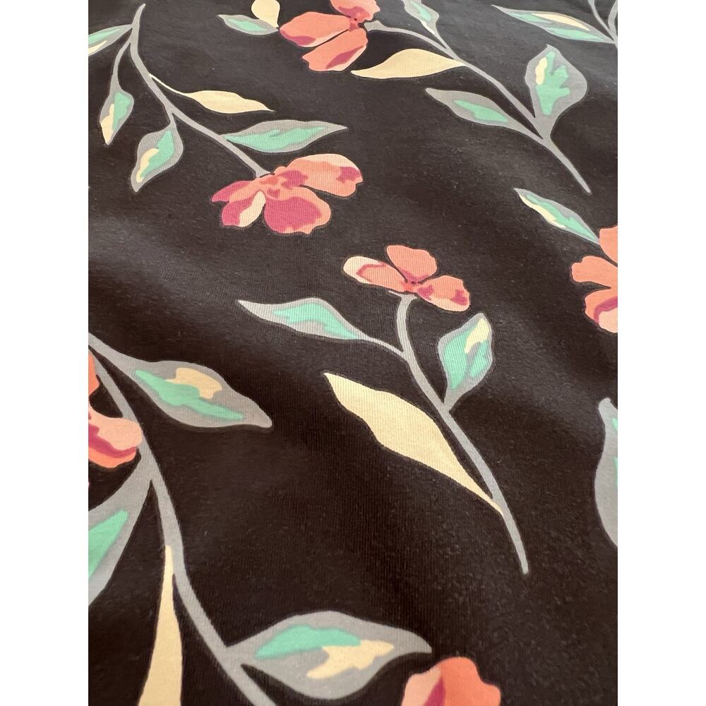 LANDS END SZ 16 Black Floral EUC‎ Beach Summer Vacation Pool Luxury V Neck Boat - Picture 4 of 9